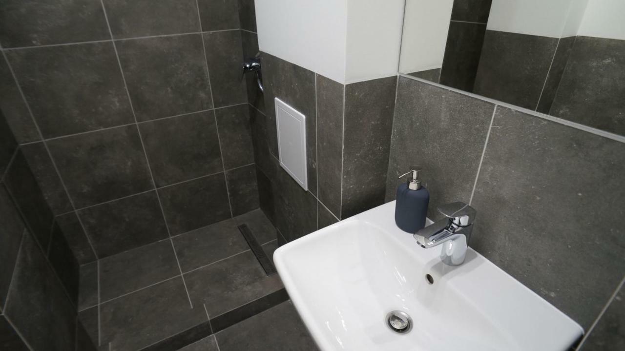 Bagno 154 City Centre Varşova Dış mekan fotoğraf